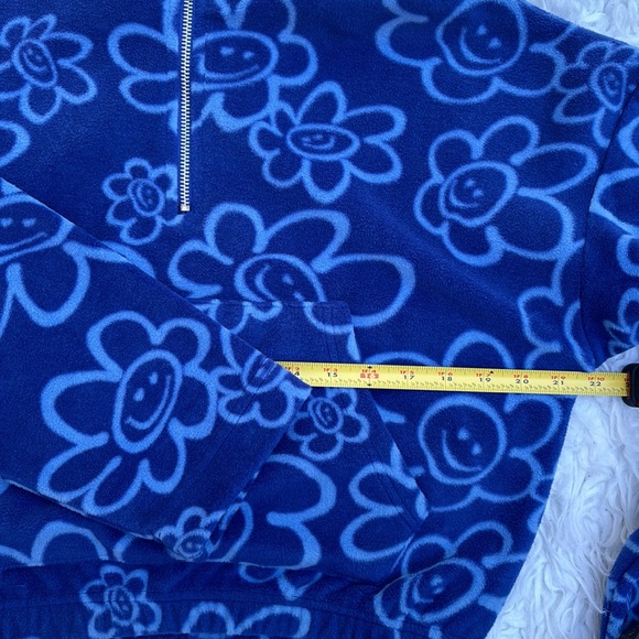 Forever 21 Cropped Half-Zip Floral 🙂 Smiley Face Pullover, Size Small - Picture 7 of 13